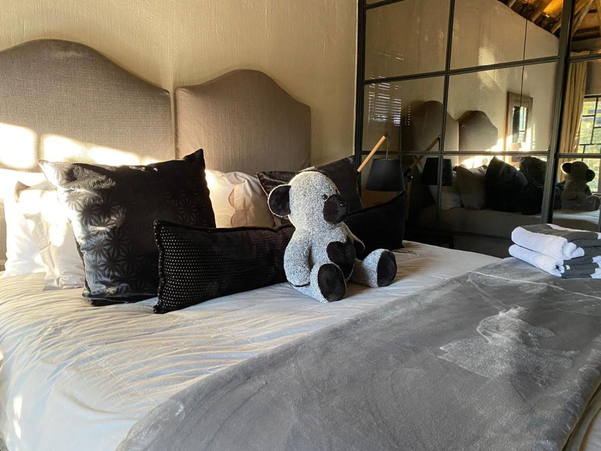 Four20 Bespoke Hotel Johannesburg Ngoại thất bức ảnh