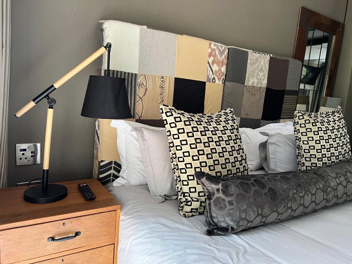 Four20 Bespoke Hotel Johannesburg Ngoại thất bức ảnh